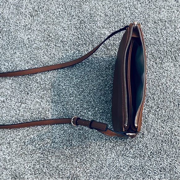 LC Lauren Conrad Brown Crossbody Bag with Adjustable Strap - Picture 2 of 4